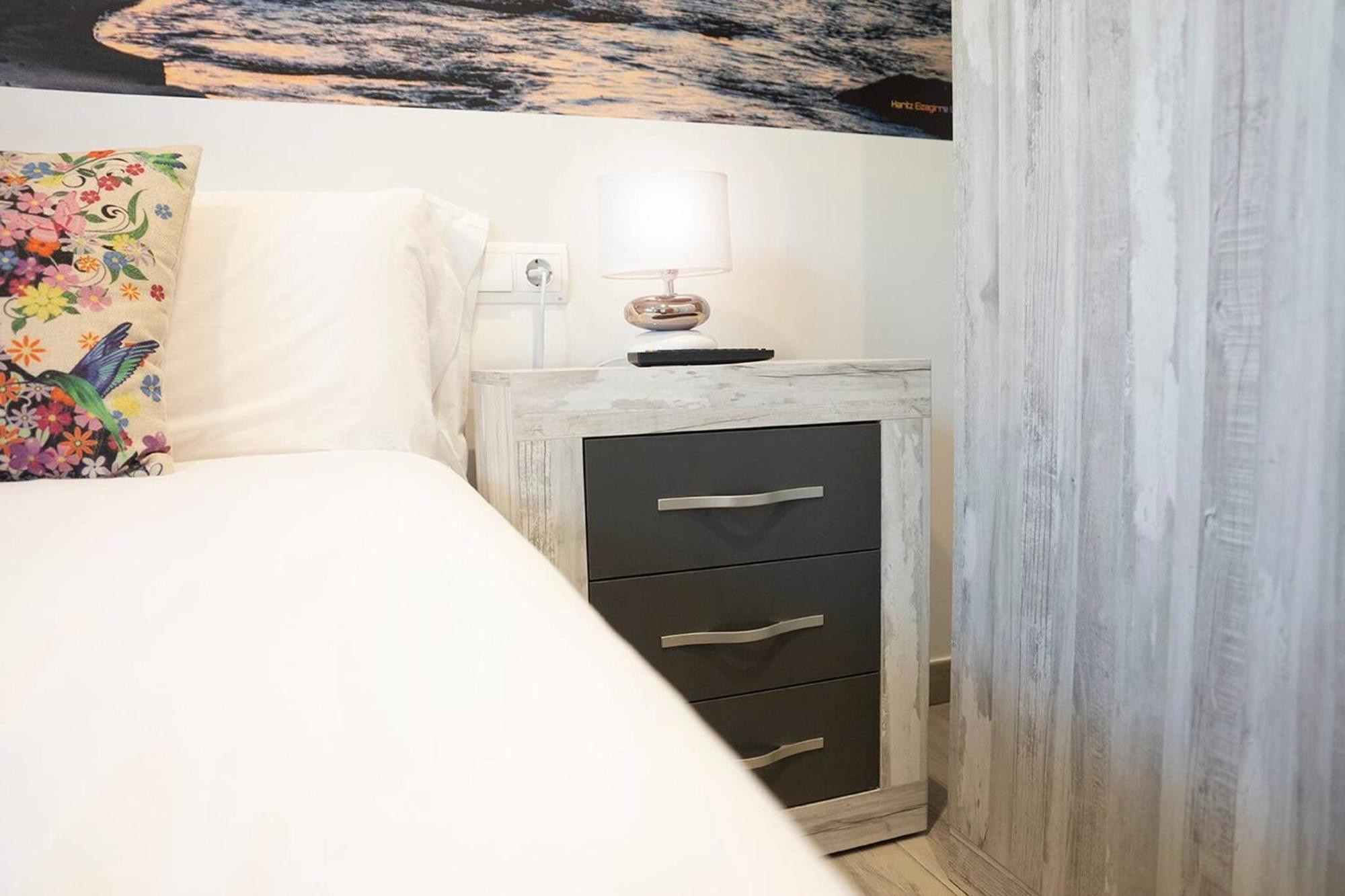 Apartamentos Lurralde サラウツ エクステリア 写真