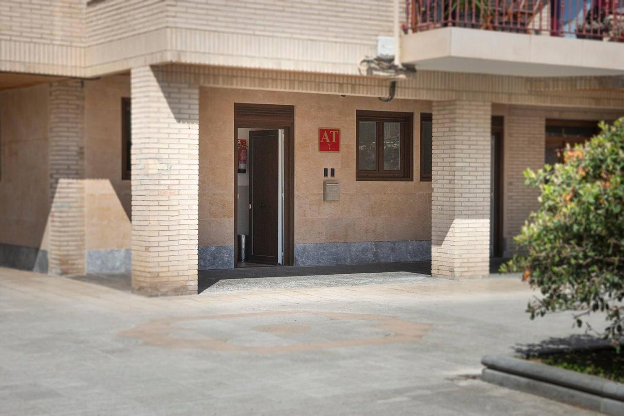 Apartamentos Lurralde サラウツ エクステリア 写真