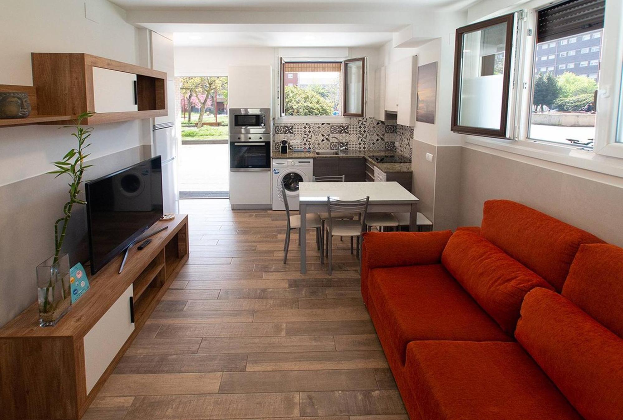 Apartamentos Lurralde サラウツ エクステリア 写真